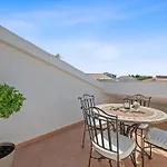 Maras With Yard, 400 M To The Villa *