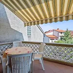 Villa Maras With Yard, 400 M To The Pula