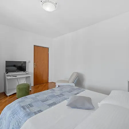 Maras With Yard, 400 M To The 别墅 *