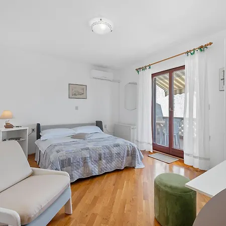 Maras With Yard, 400 M To The