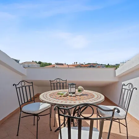 Maras With Yard, 400 M To The * 普拉