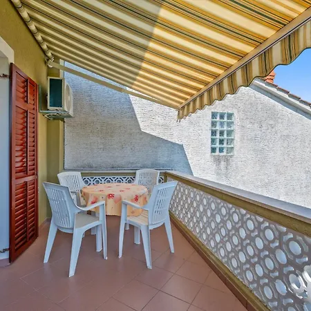 Maras With Yard, 400 M To The