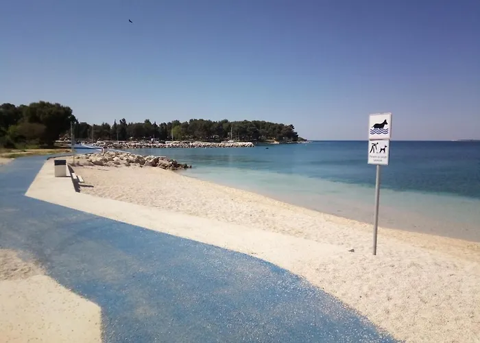 Maras With Yard, 400 M To The Pula