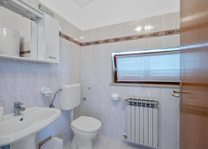 Maras With Yard, 400 M To The *