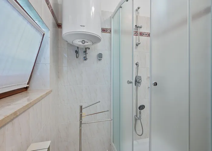 Maras With Yard, 400 M To The *